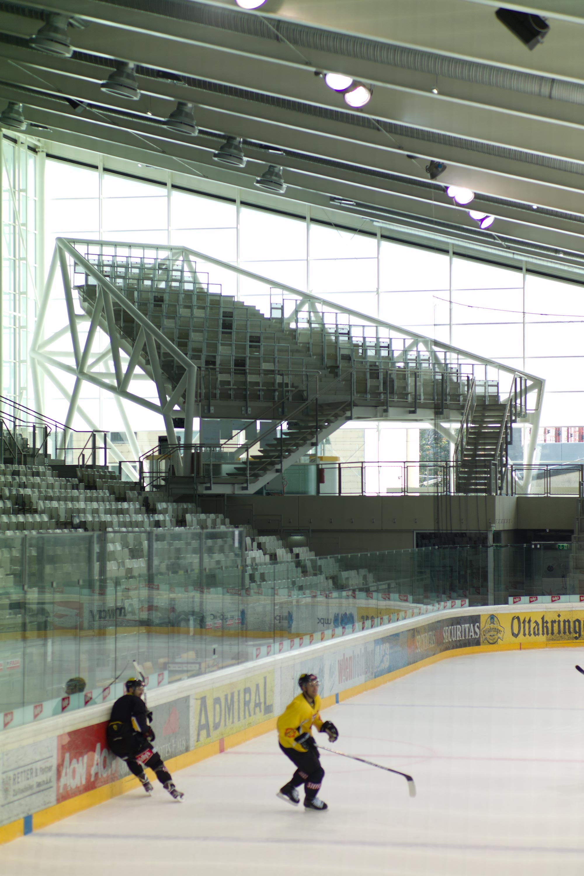 Erste Bank Arena, hall 1 with corner tribune. Photo: Berger+Parkkinen Architekten