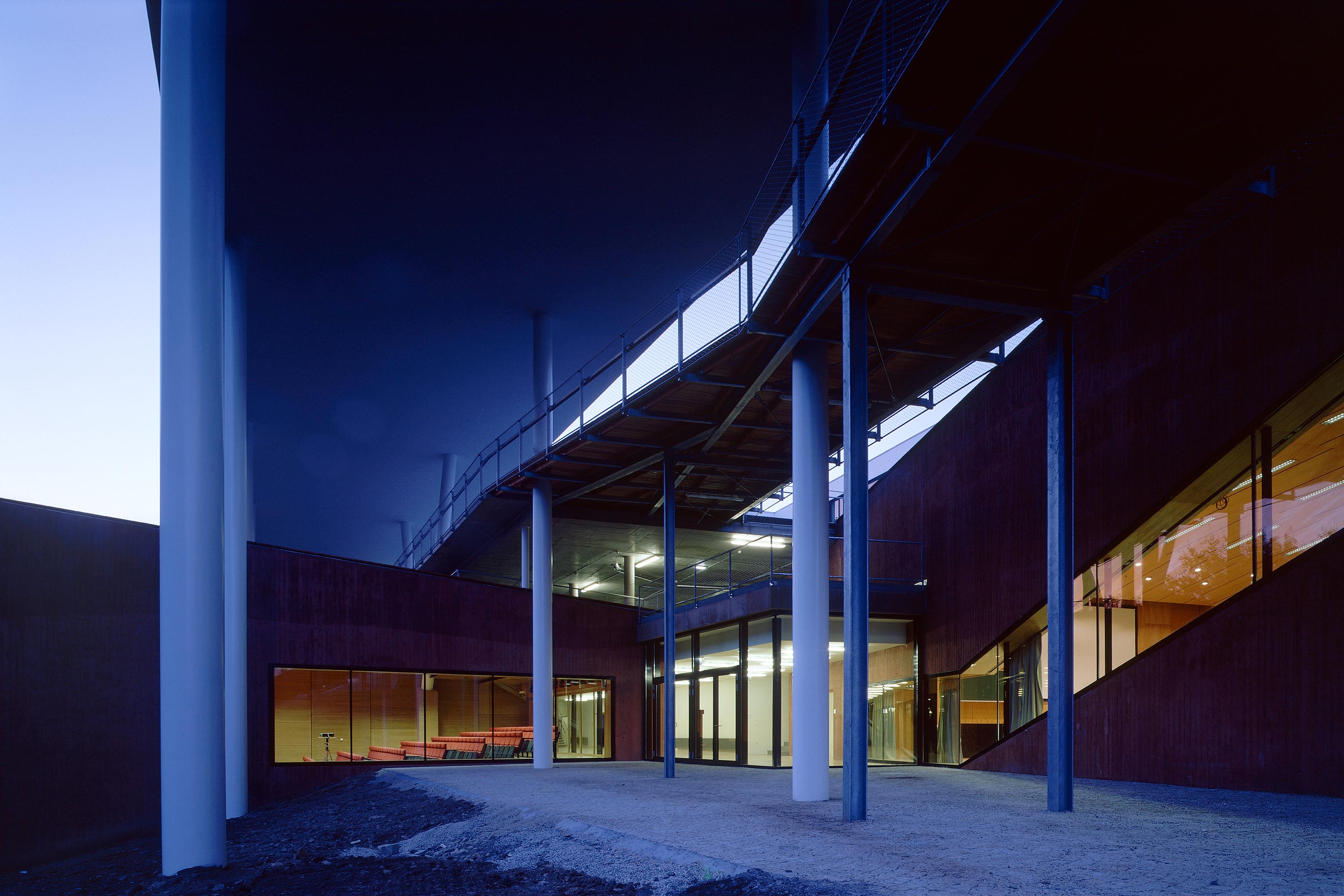 University of Applied Sciences, Hagenberg, entrance to the lecture rooms. Photo: Gerald Zugmann | Berger+Parkkinen Architekten