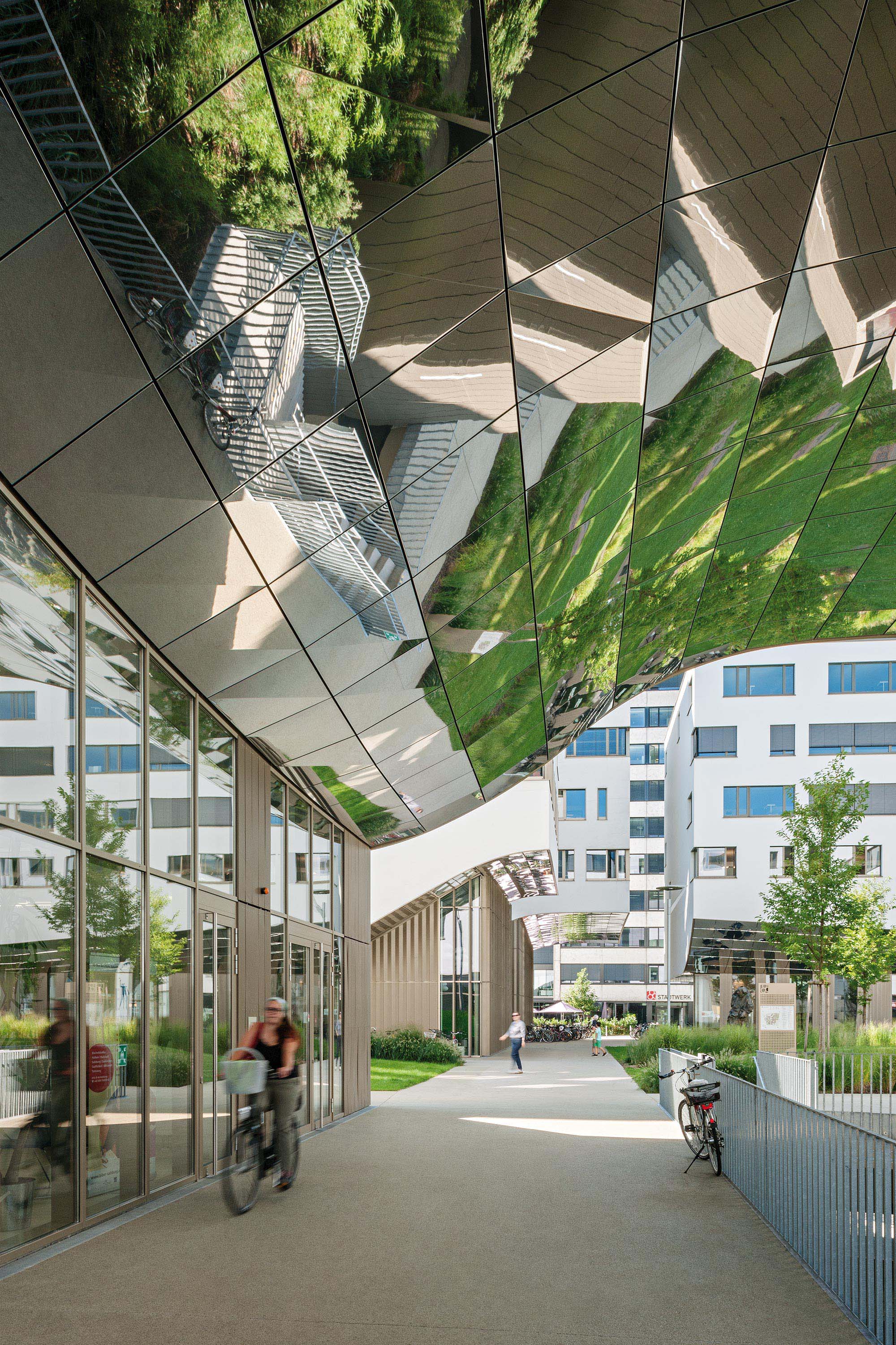 Stadtwerk Life Sciences Campus. Photo: Hertha Hurnaus | Berger+Parkkinen Architekten